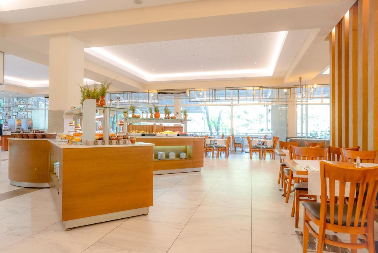 Vita Park Hotel&Aqua Park Albena Bagian luar foto