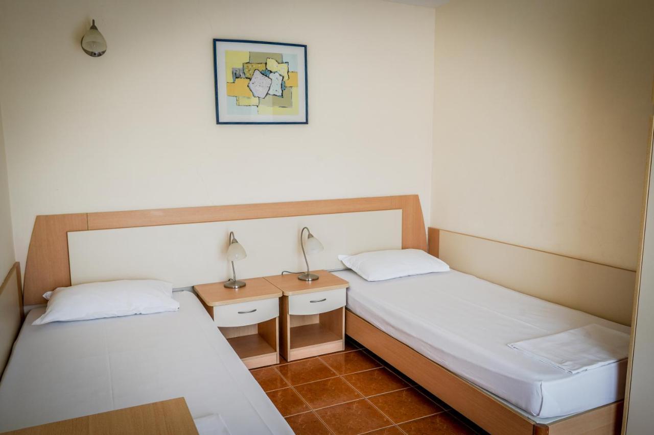 Vita Park Hotel&Aqua Park Albena Bagian luar foto