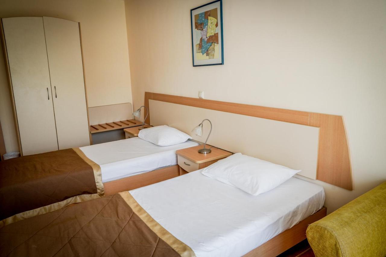 Vita Park Hotel&Aqua Park Albena Bagian luar foto